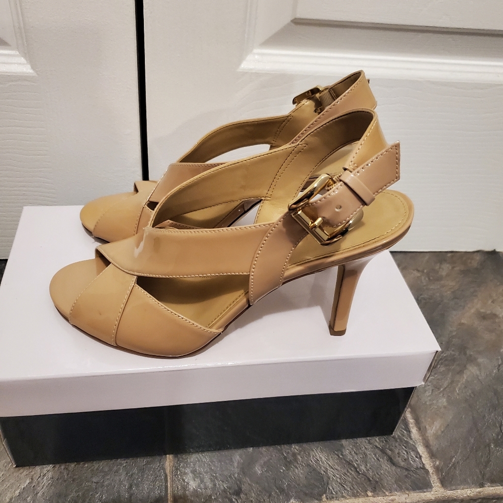 Open toed heels